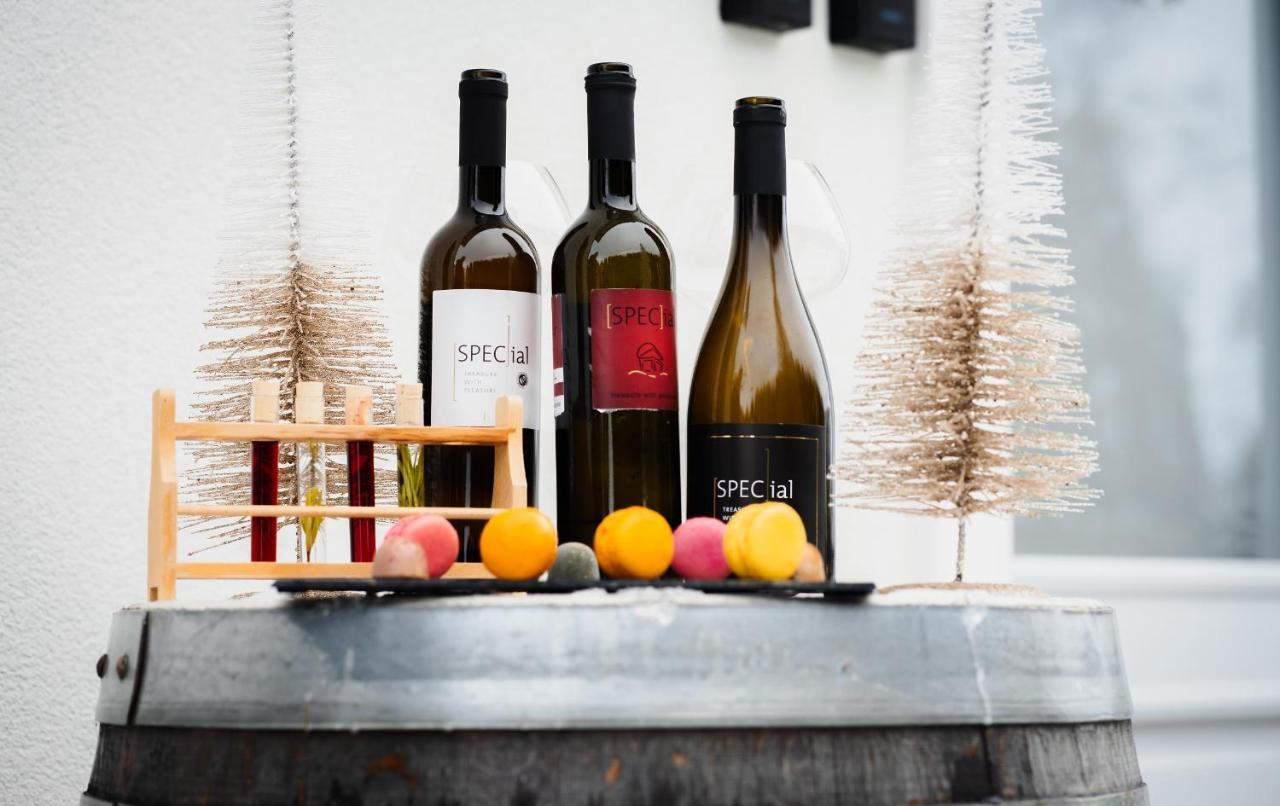 Design & Wine Vila Special Bled Extérieur photo